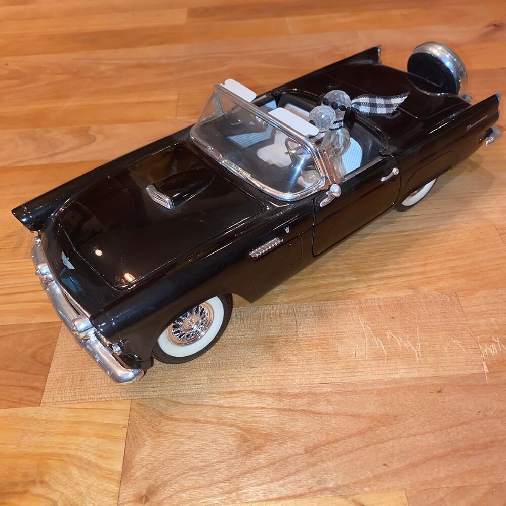 Silver Deer Crystal Zoo Peanuts Snoopy Joe Cool T-Bird Bburago Die Cast Car COA